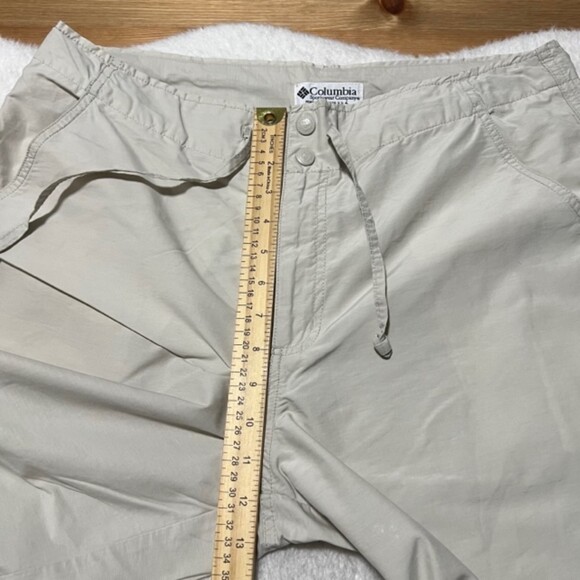 Columbia Womens Khaki Cropped Cargo Pants Hiking Cropped Pants Trousers Sz Large - Picture 10 of 12